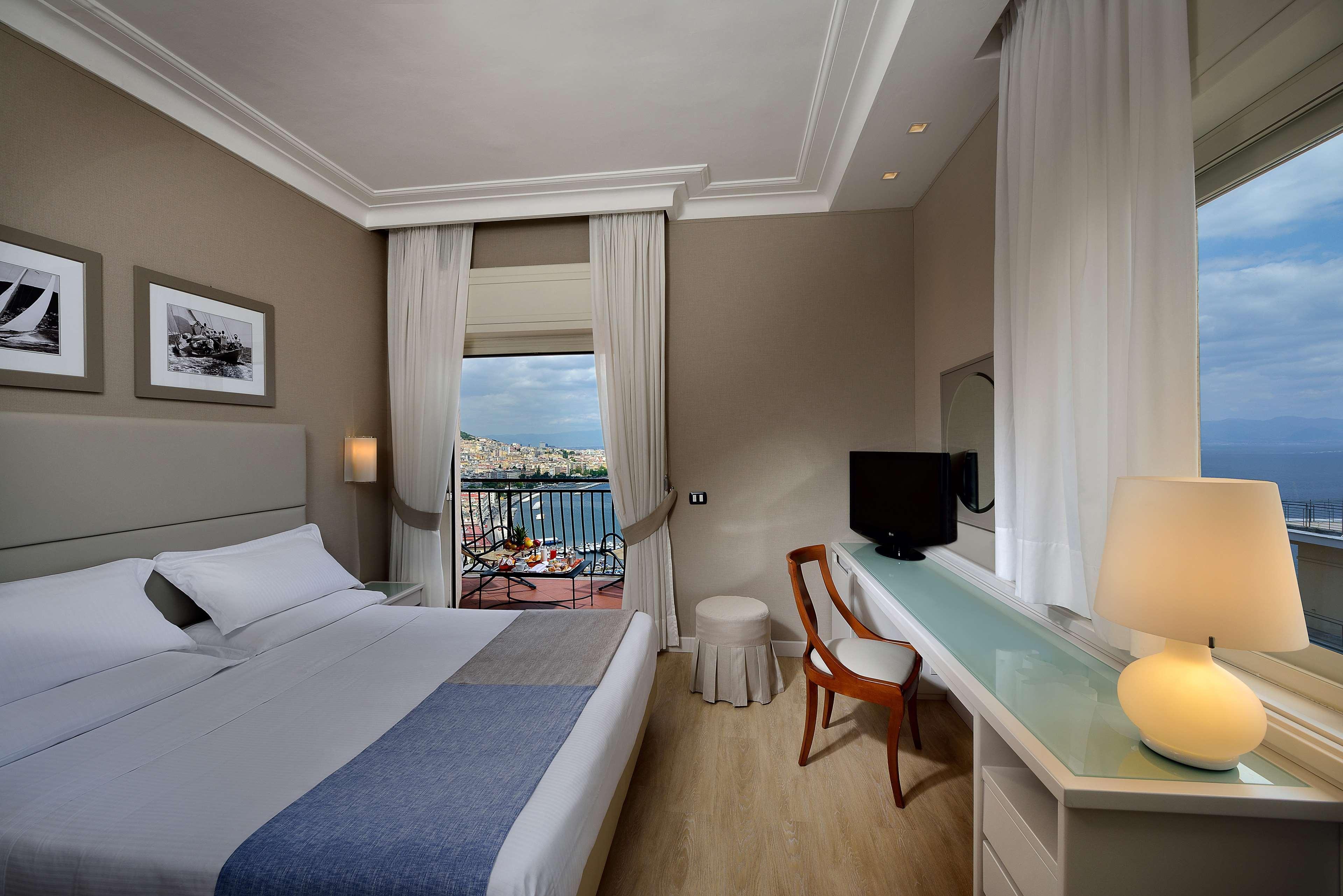 BW Signature Collection Hotel Paradiso Napoli Bagian luar foto